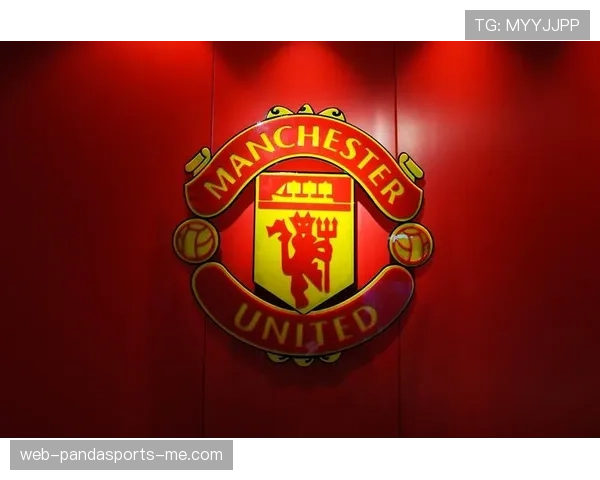 曼联是豪门还是摇摇欲坠的传说？滕哈格的挣扎与C罗的离开揭示了什么？