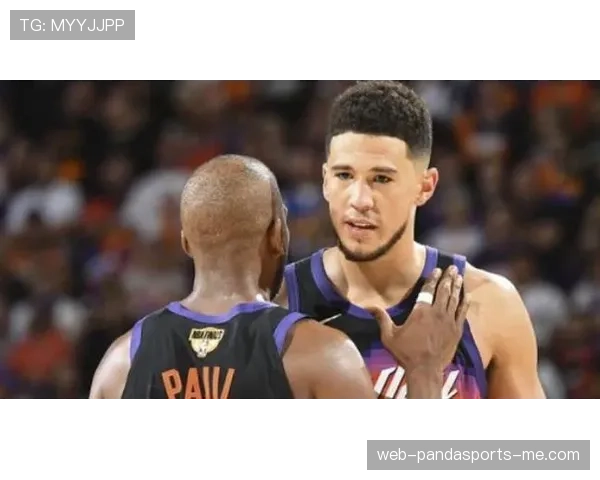 米卡尔·布里奇斯利用无球跑动提升三分效率，明显拉开与联盟同位置防守者差距