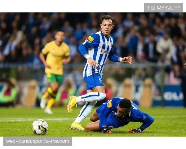 塞维利亚传统强队地位动摇，近期表现波动影响联赛竞争力