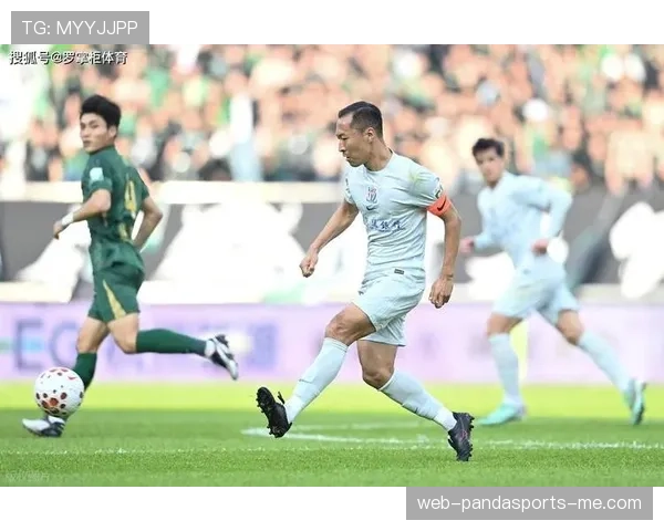 申花中场控场能力不足，体系设计与球员表现谁更需调整？